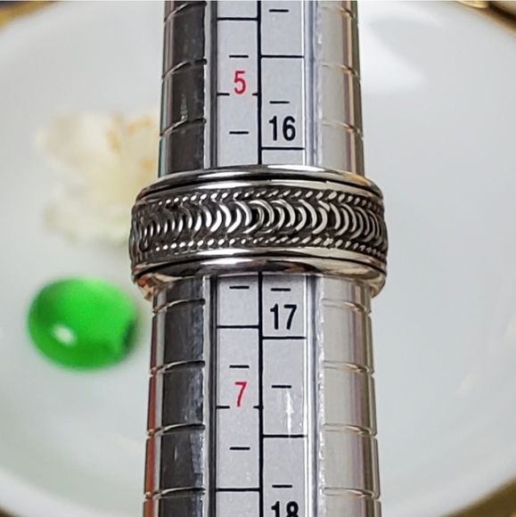 NEW .925 Sterling Silver Concentration Ring - Picture 8 of 8